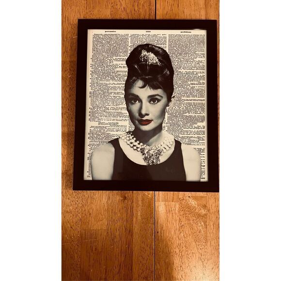 Audrey Hepburn Set of 4 Framed Prints - Picture 6 of 12